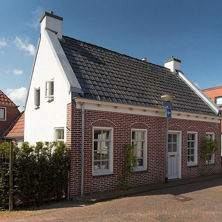 Karakteristiek Huis In Centrum Winsum Met Nieuwe Badkamer Exteriör bild