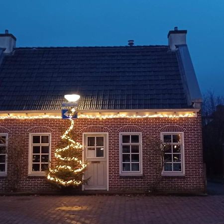 Karakteristiek Huis In Centrum Winsum Met Nieuwe Badkamer Exteriör bild