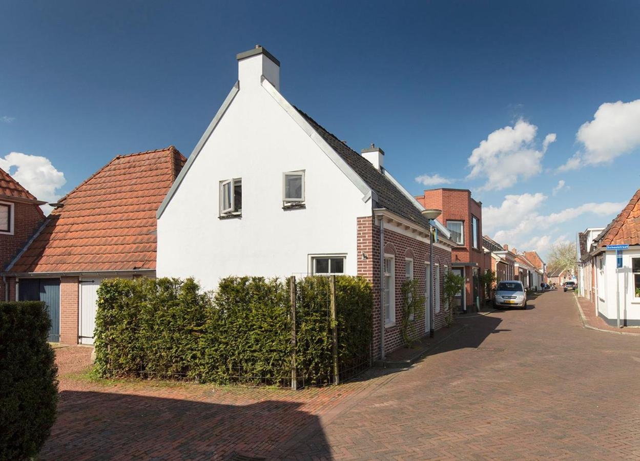 Karakteristiek Huis In Centrum Winsum Met Nieuwe Badkamer Exteriör bild
