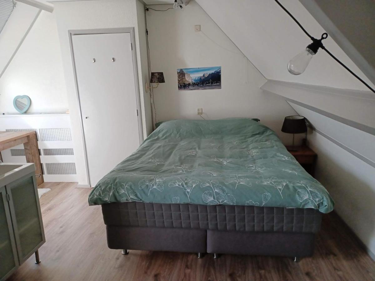 Karakteristiek Huis In Centrum Winsum Met Nieuwe Badkamer Exteriör bild