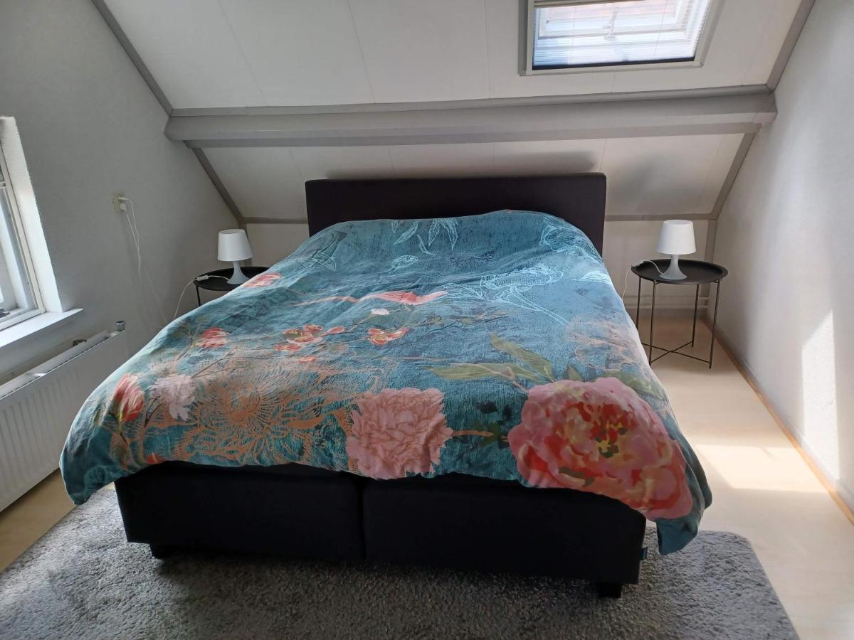 Karakteristiek Huis In Centrum Winsum Met Nieuwe Badkamer Exteriör bild
