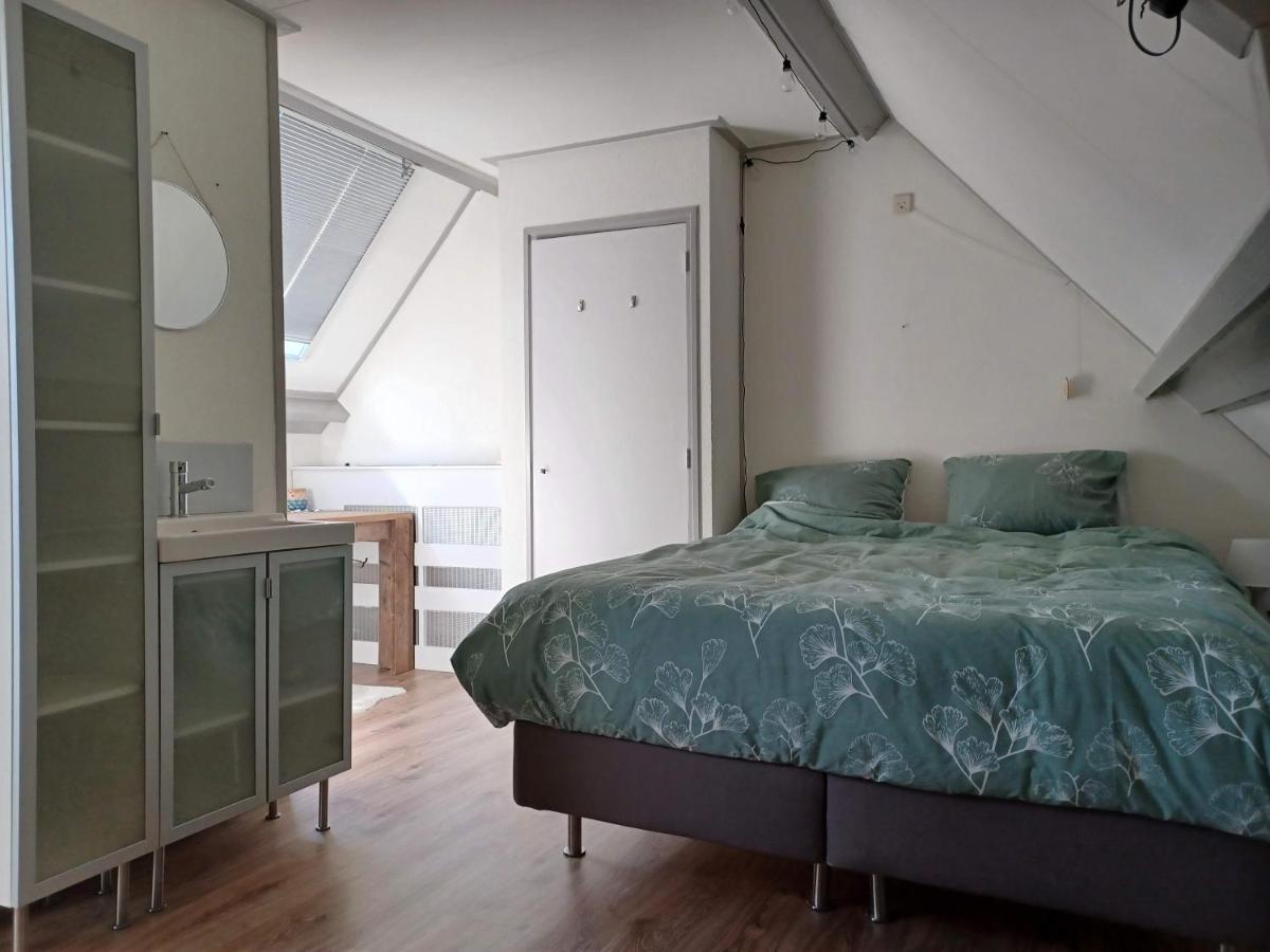 Karakteristiek Huis In Centrum Winsum Met Nieuwe Badkamer Exteriör bild