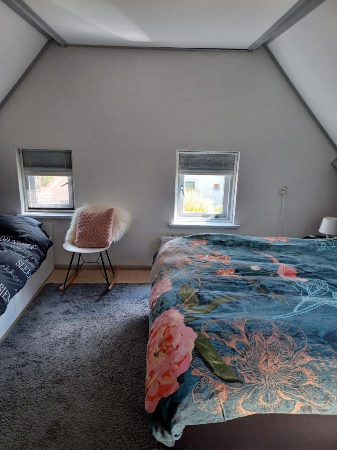 Karakteristiek Huis In Centrum Winsum Met Nieuwe Badkamer Exteriör bild